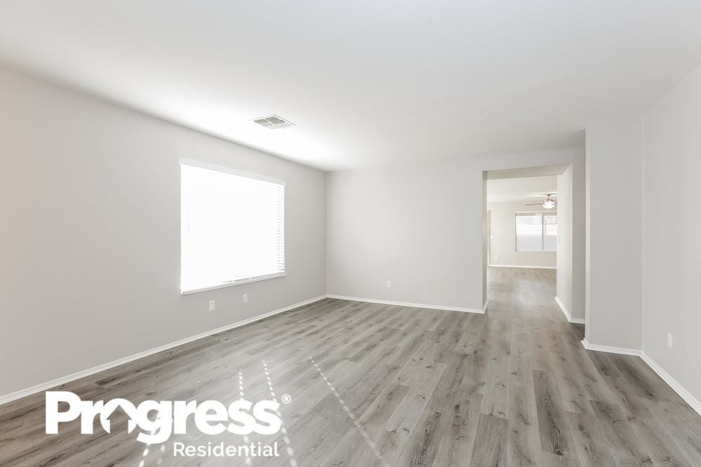 3119 W Alta Vista Rd - Photo 3 of 21