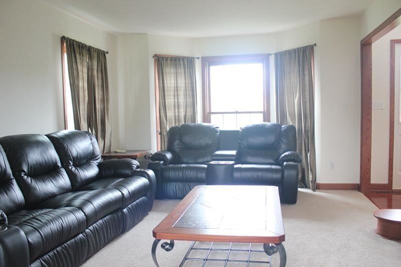 11015 N Whilton Rd - Photo 3 of 22