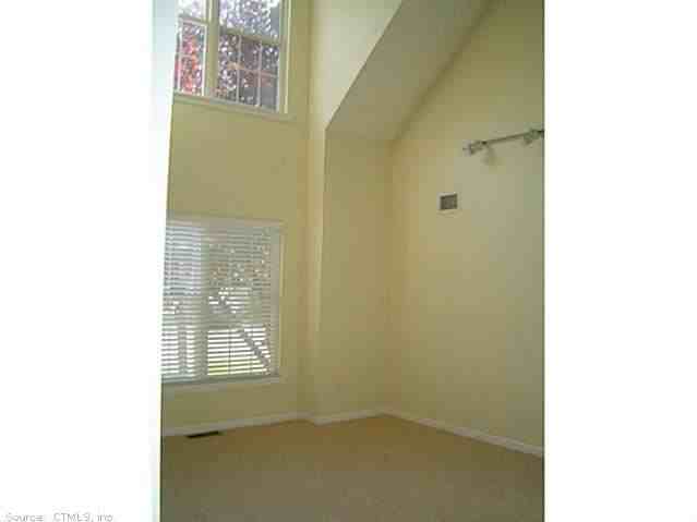 9 Spoonwood Dr - Photo 2 of 11