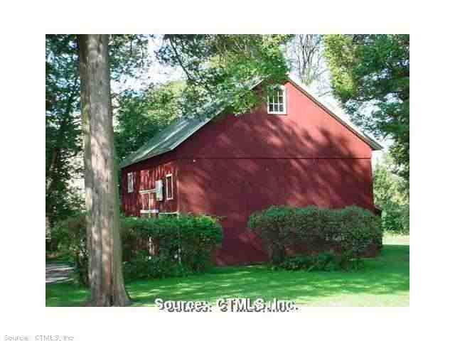 355 Middletown Ave - Photo 2 of 24