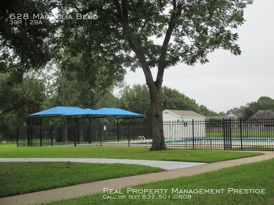 628 Magnolia Bend - Photo 3 of 32