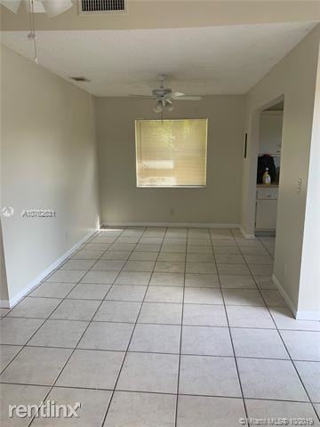 1314 White Pine Dr #8B - Photo 2 of 7