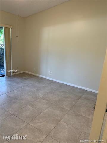 1314 White Pine Dr #8B - Photo 3 of 7