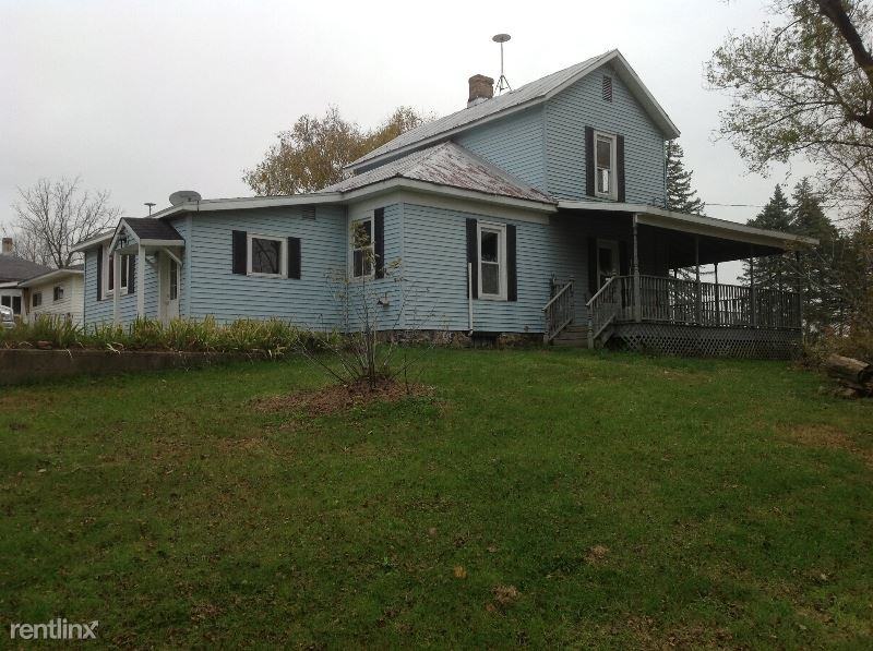 1006 Wall St - Photo 2 of 9