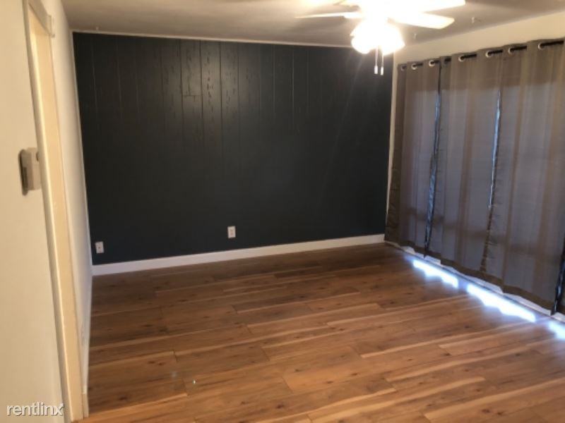 93 Madison Dr - Photo 2 of 16