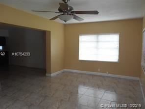 4420 Nw 26th St - Photo 3 of 11