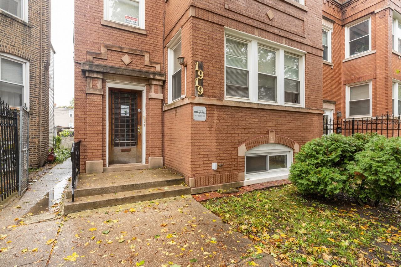 1919 North Kostner Avenue #1, Chicago, IL 60639 2 Bedroom House for