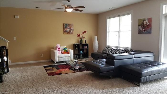 33 Miles Cary Mews - Photo 2 of 26