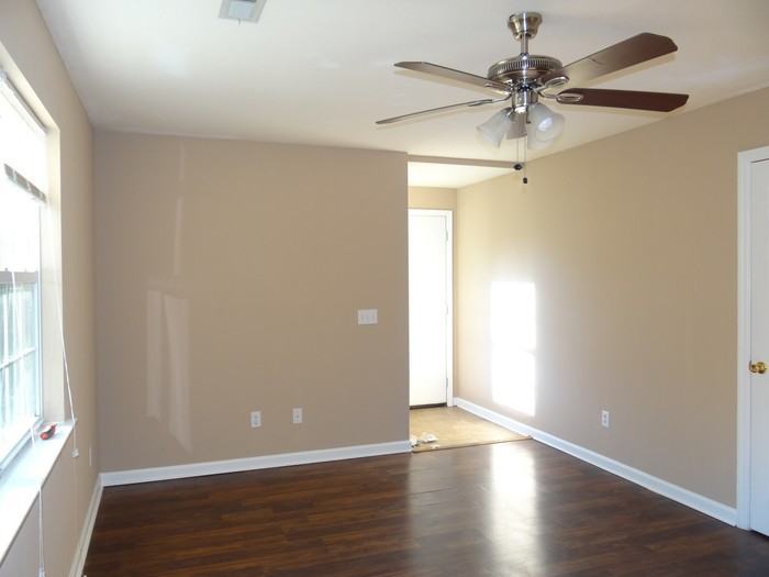 504 Corey Circle #504 - Photo 3 of 25