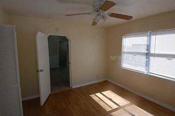 3413 North 12th Street - Photo 2 of 10