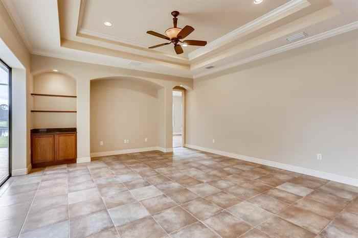 2615 155th Avenue East - Photo 2 of 17