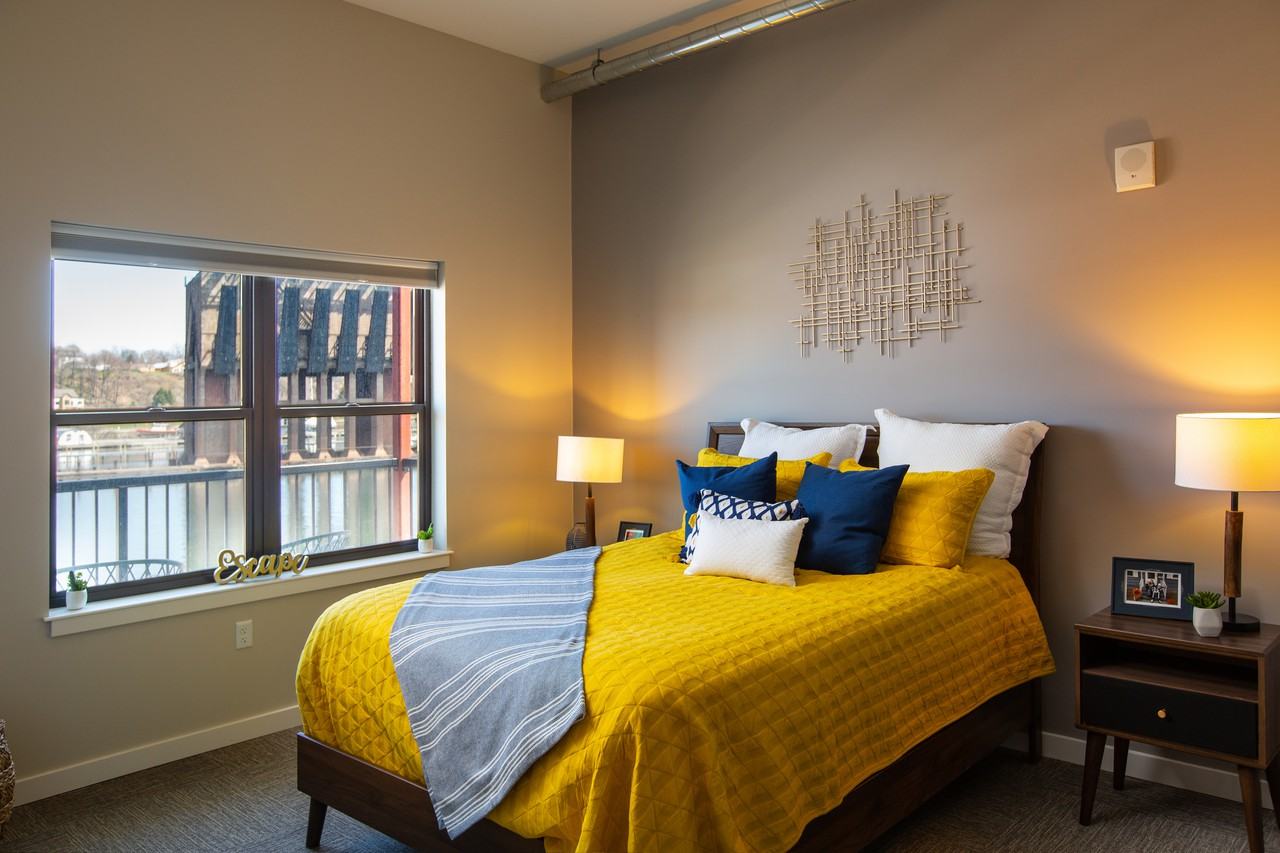 One Marquette Place - Photo 3 of 14