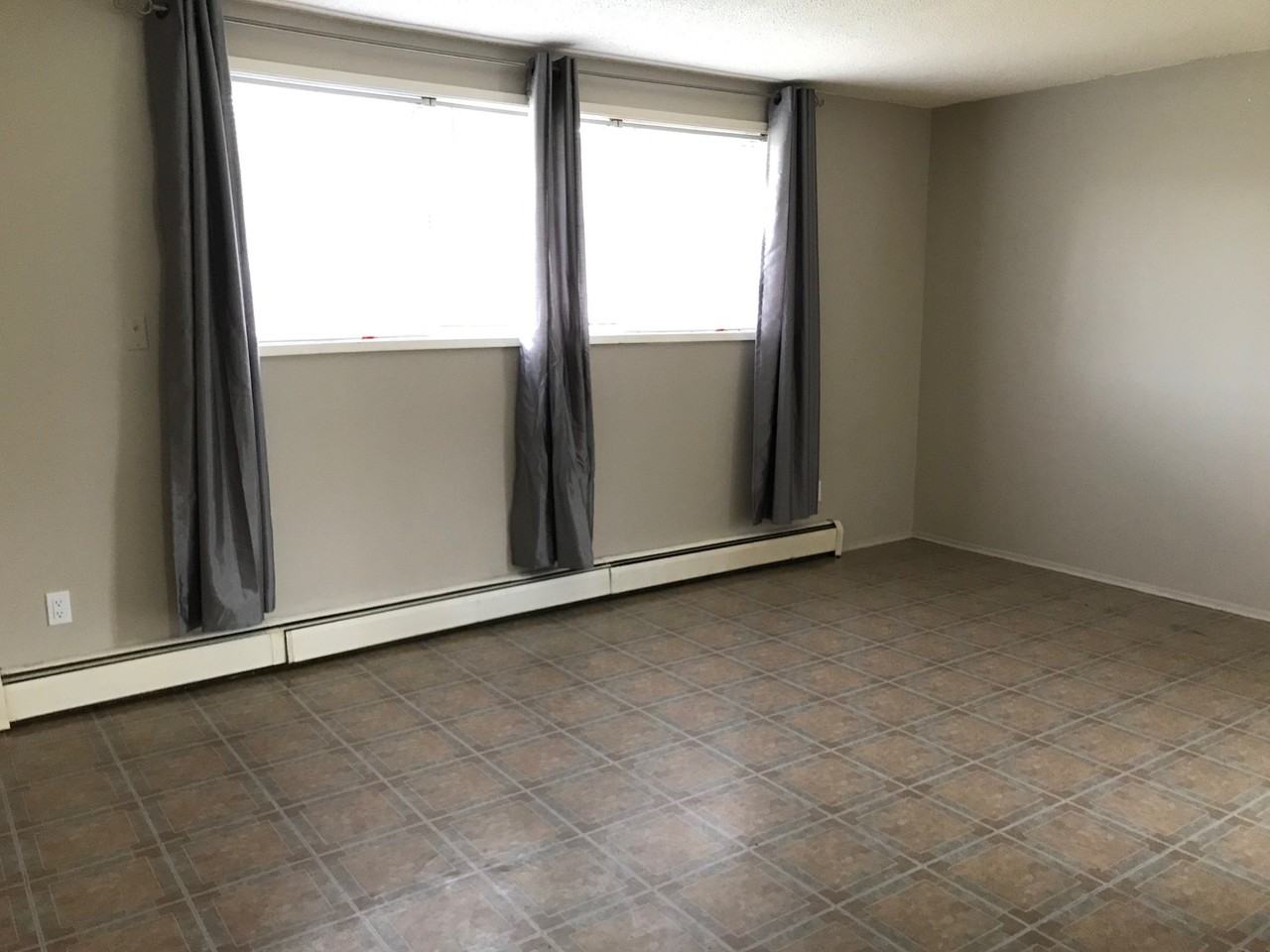6711 131A Avenue #1 - Photo 2 of 11