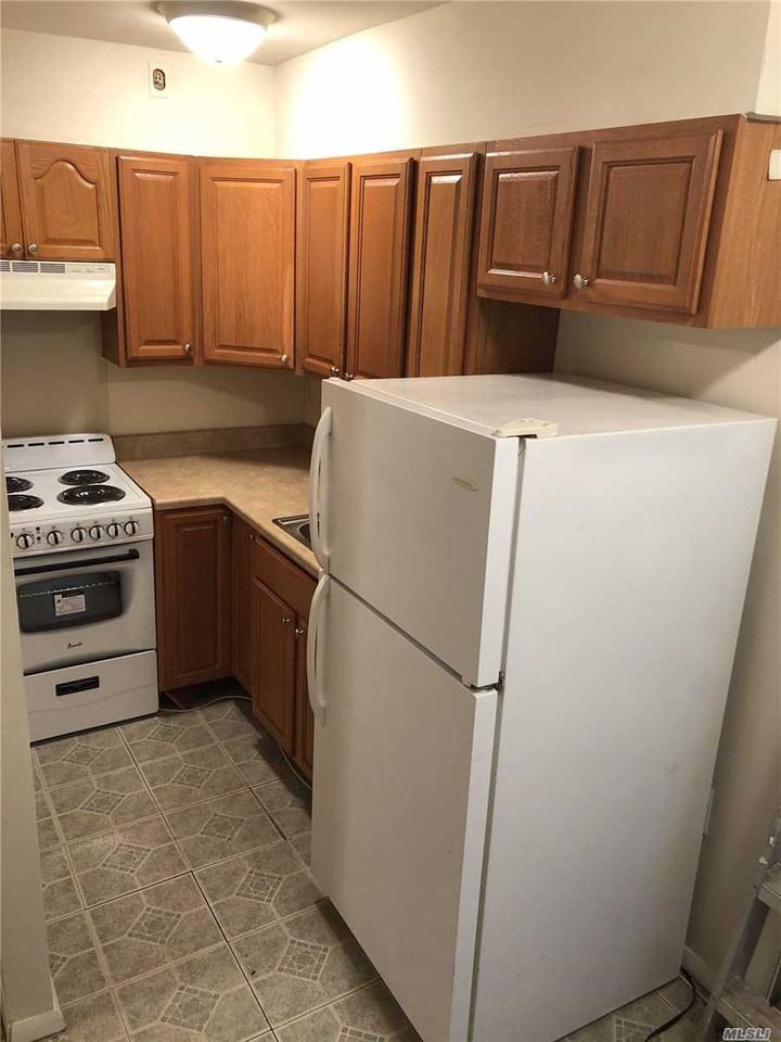 347 Newbridge Rd #C - Photo 2 of 6