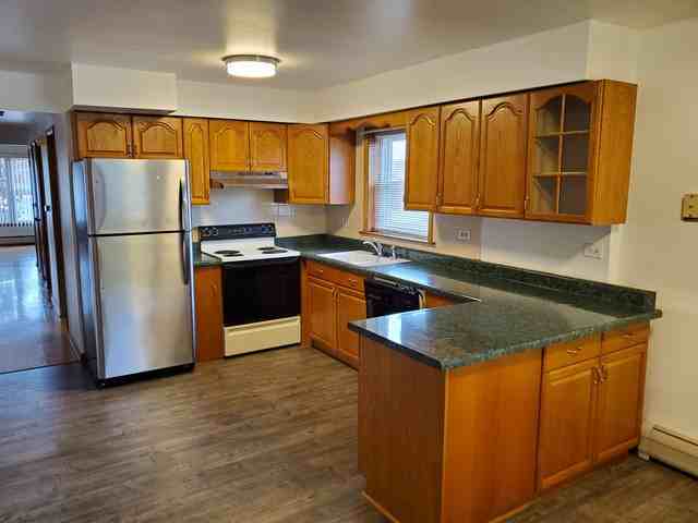 16W621 16w621 56th Pl #3 - Photo 2 of 11