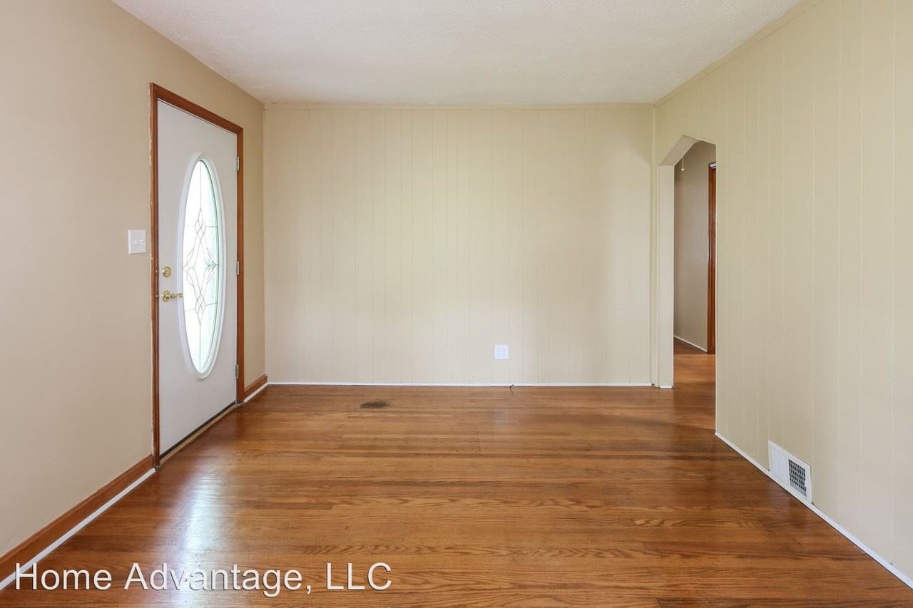 4440 Esther Ave - Photo 3 of 18