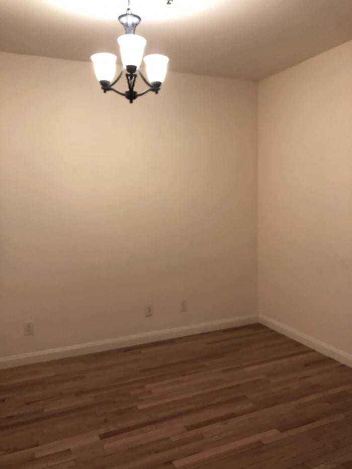 1427 Clay Street - Photo 3 of 7