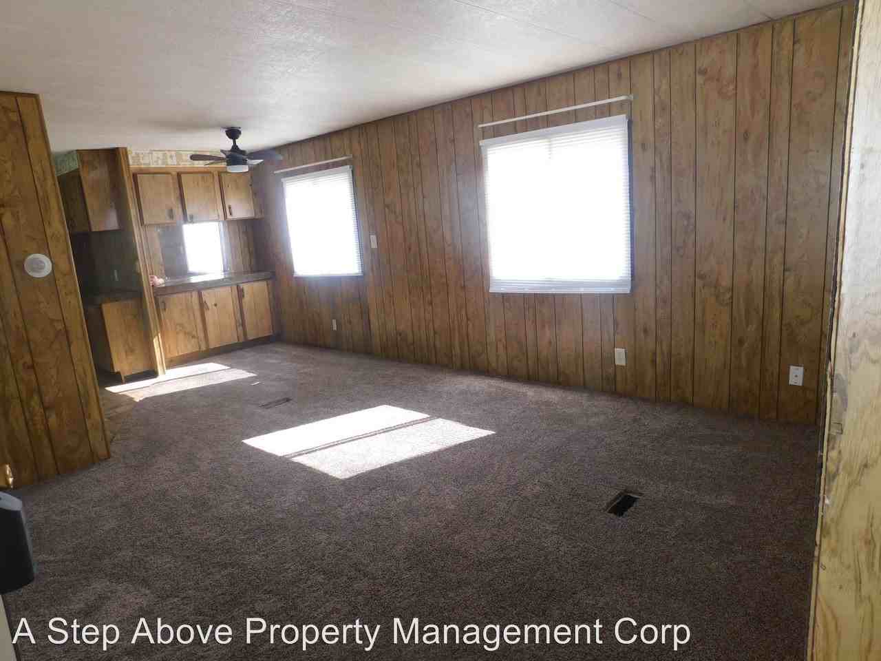 520 Holly Park Drive - Photo 3 of 13