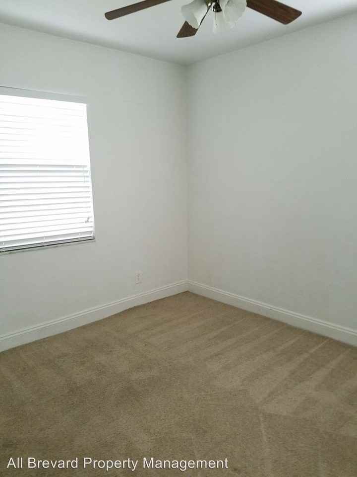 315 Patrick Circle - Photo 3 of 14