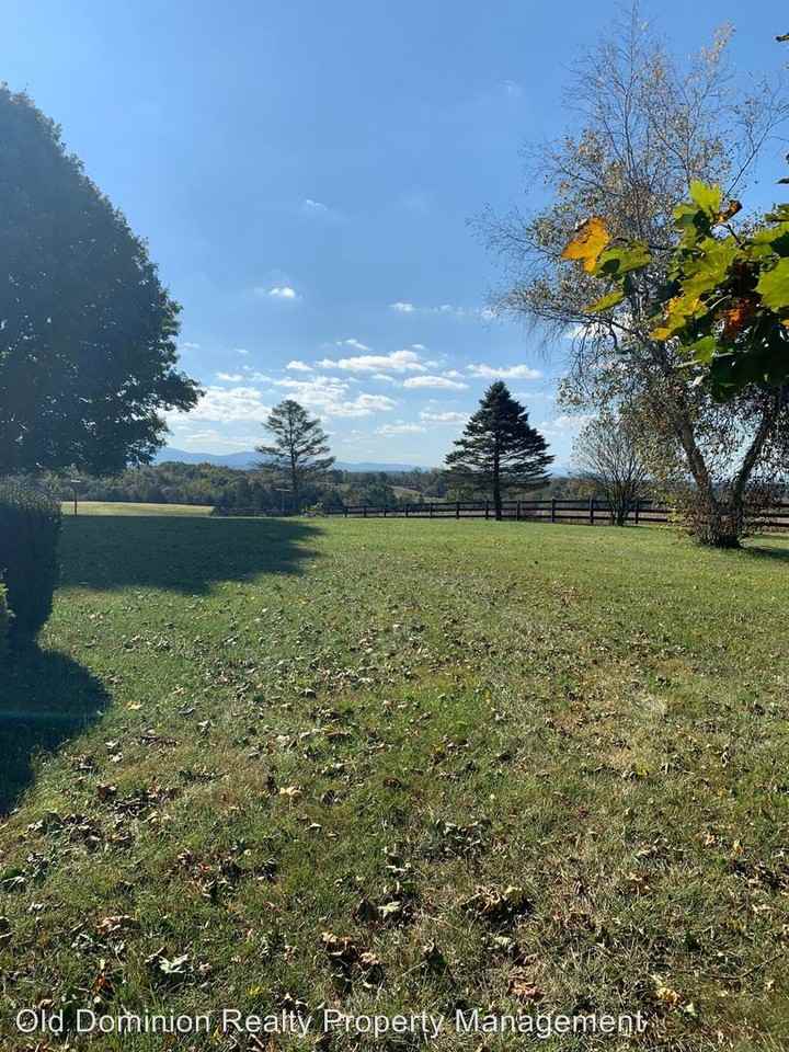 6811 Cross Keys Road - Photo 3 of 20