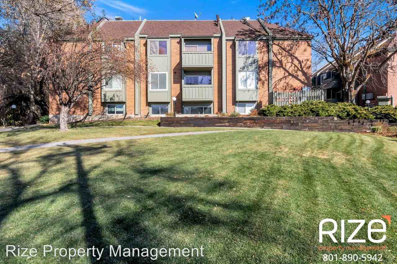 1156 S Foothill Dr #115 - Photo 2 of 15