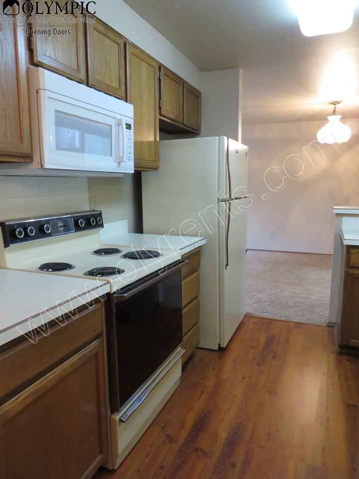 503 Malibu Dr Se - Photo 5 of 19