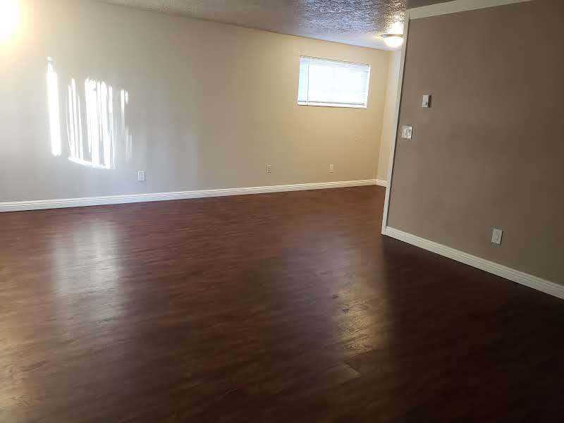 328 W Idaho Ave - Photo 2 of 10