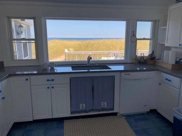 279 Phillips Rd - Photo 2 of 15