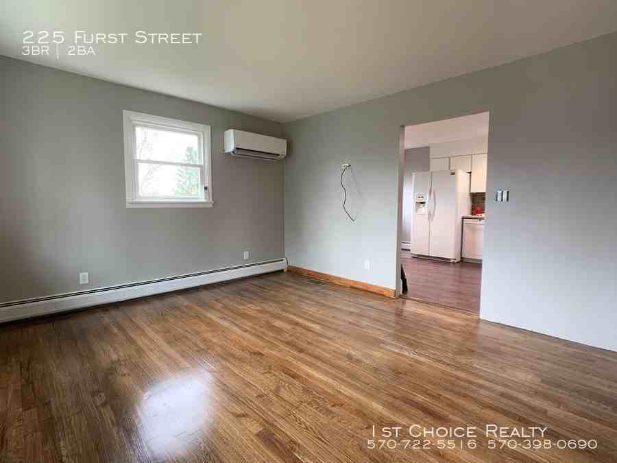 225 Furst Street - Photo 3 of 9