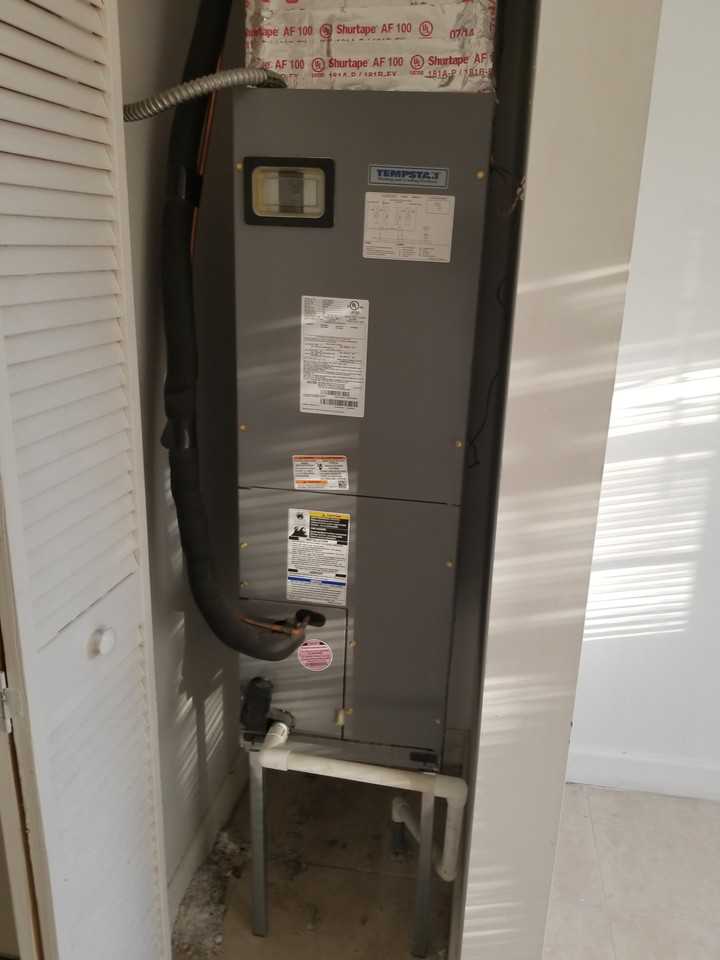 1770 Southwest 44th Avenue #No.3 - Photo 7 of 14