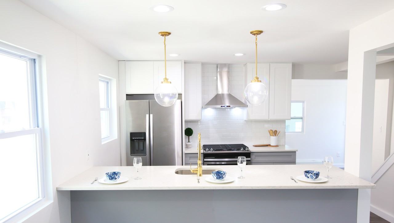 161 Sportsmans Ave #1 - Photo 3 of 6