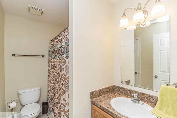 201 Willow Pond Drive - Photo 2 of 9