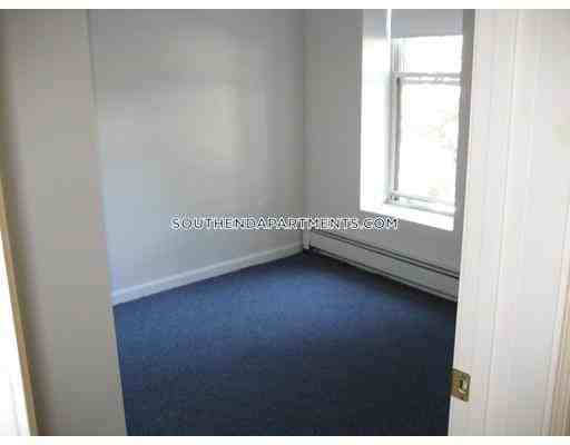 96 Hammond Street #3 - Photo 3 of 6