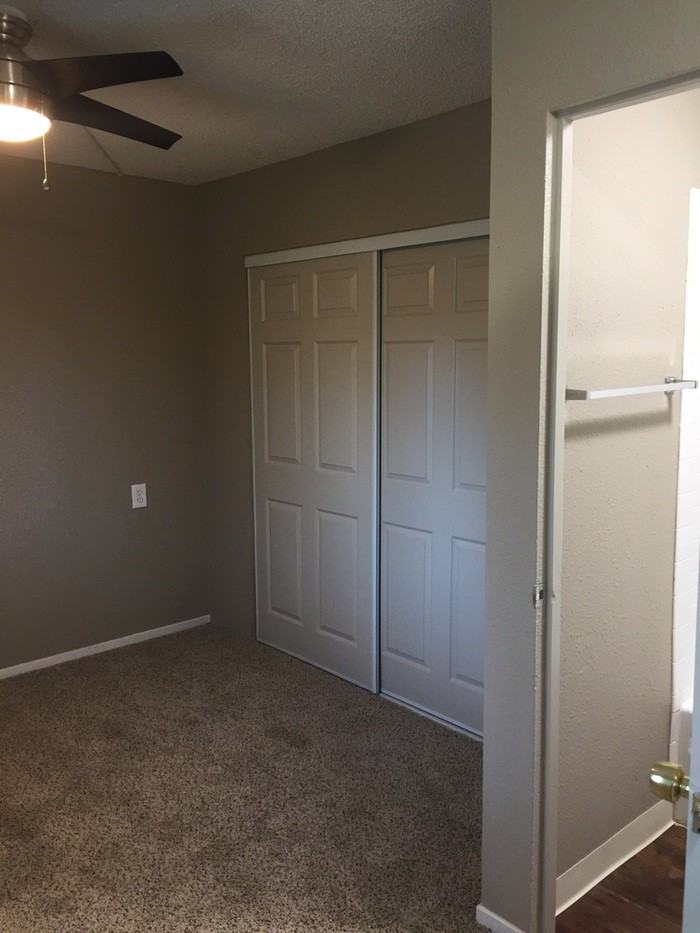 1616 E Street - 07 #7 - Photo 3 of 11