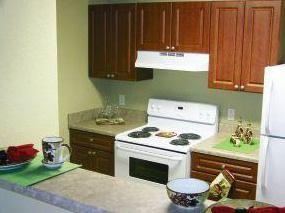 Hallmark at Bellevue - Photo 2 of 7