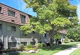 742 S 400 E - Photo 3 of 12