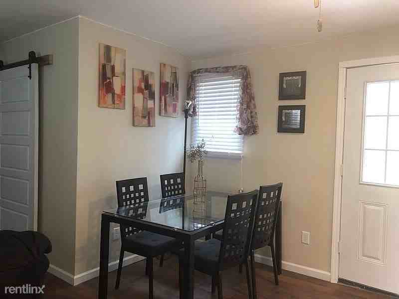 128 Ravenell Drive - Photo 3 of 5