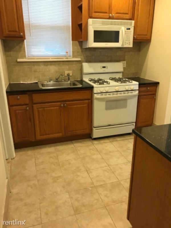 126 W Clinton Ave - Photo 2 of 6