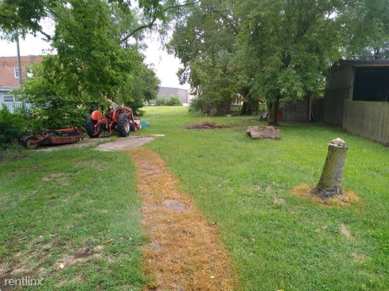 1818 N Benedict St - Photo 2 of 33