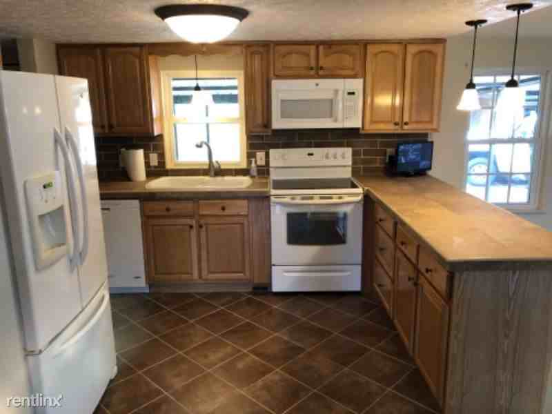 4836 Lickton Pike - Photo 3 of 11