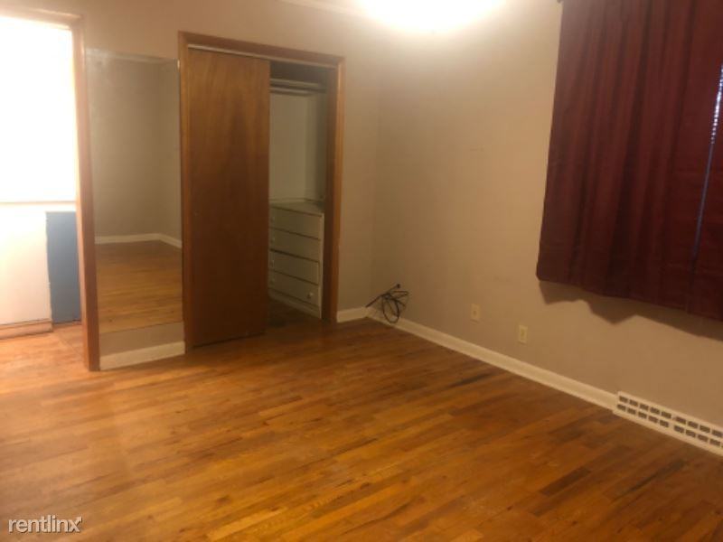 19 Oakwood Dr - Photo 2 of 13