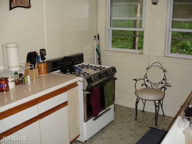 92 Algonquin Rd. 1 - Photo 2 of 4