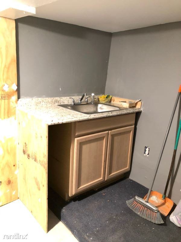 94 Summer St - Photo 2 of 8