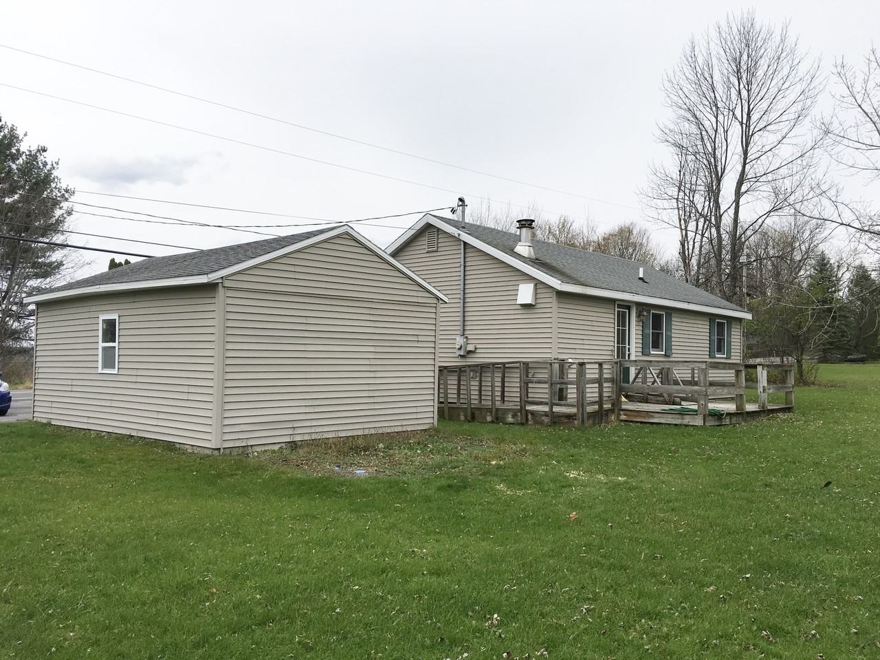 1156 Grovenors Corner Rd - Photo 3 of 15