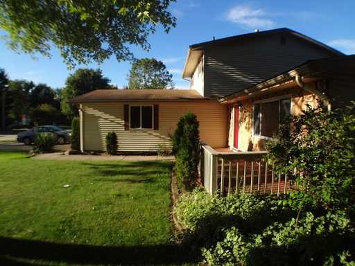 1012 Yarmouth Rd - Photo 2 of 17