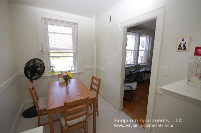 Commonwealth Ave #00036 - Photo 3 of 3