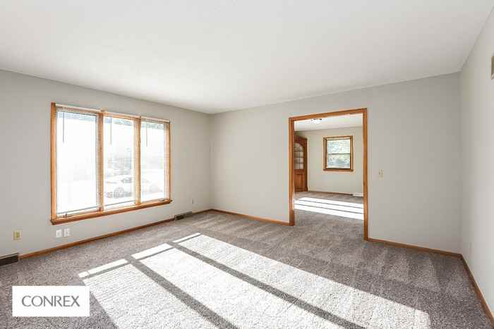 2600 Berry Avenue - Photo 2 of 8