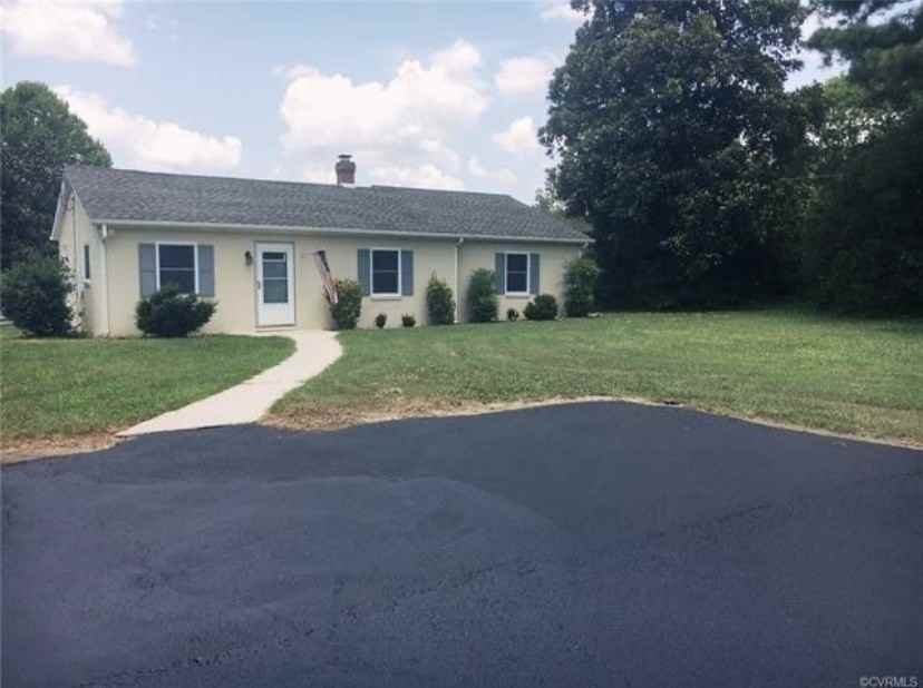 5763 Dabneys Mill Rd - Photo 3 of 30