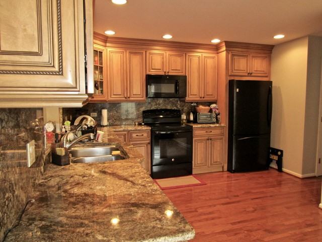 1381 Laurel Oaks - Photo 3 of 15