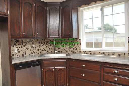 702 Santa Paula Ave - Photo 3 of 11